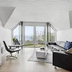 Σπίτι διακοπών 3 Bedroom Beautiful In *