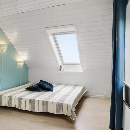 Дом отдыха 3 Bedroom Beautiful In *