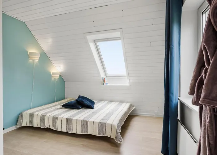 Дом отдыха 3 Bedroom Beautiful In *